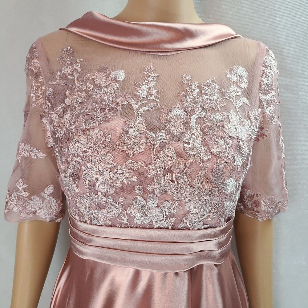Elegant Pink Lace Dress - Picture 2 of 9